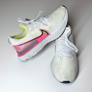 Nike Women's React Infinity Run Flyknit Running Sneakers Size- 7